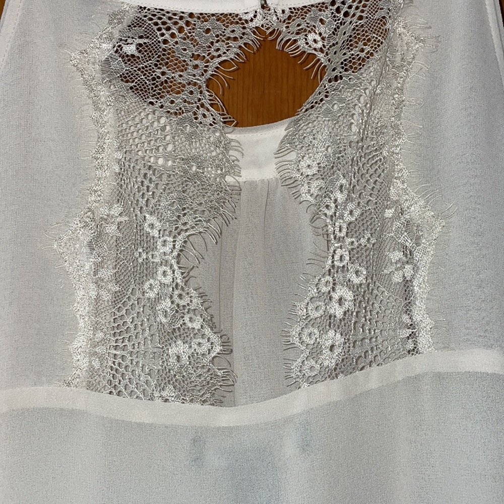 WHBM Cream Lace Top - Picture 6 of 11